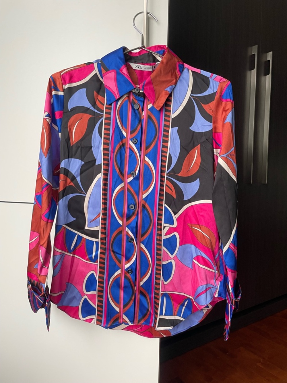 Zara Colorblock Pink, Blue & Black Geometric Button-Down Shirt - Picture 2 of 7